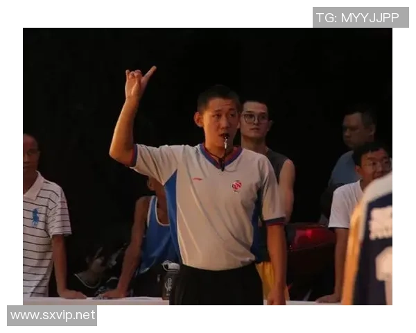 郭昊文：从篮球新星到职业生涯的崭新篇章探索与挑战之路